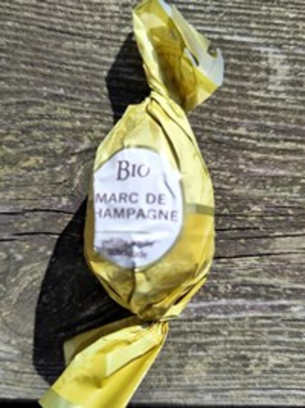 Produktfoto zu Marc de Champagne Trüffel Ei, 20g